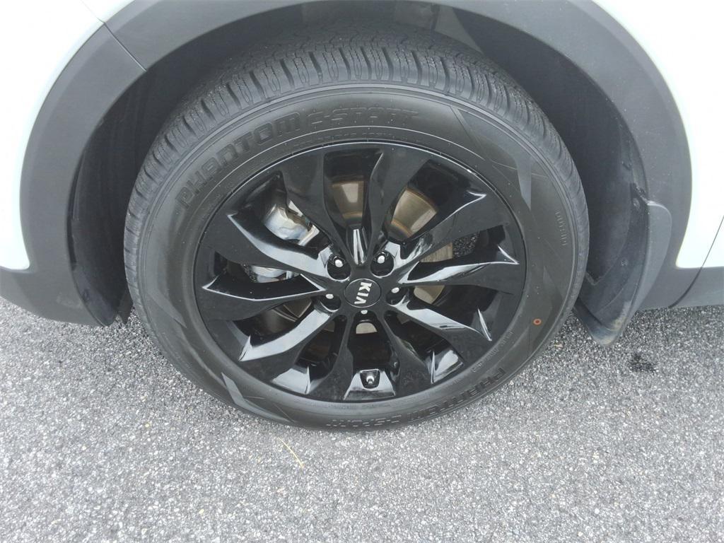 used 2020 Kia Sorento car, priced at $22,455