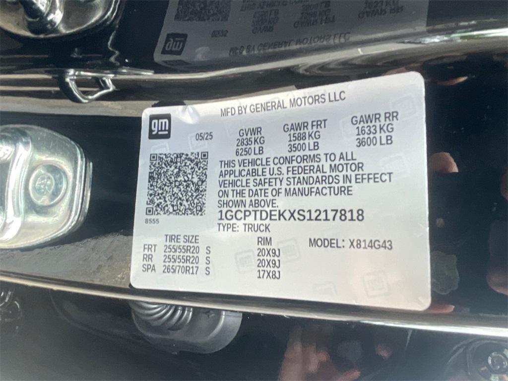new 2025 Chevrolet Colorado car, priced at $45,985
