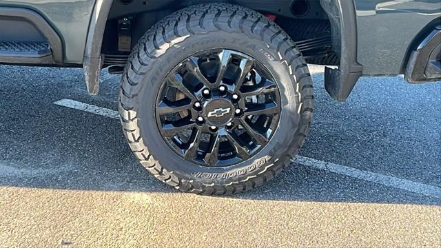 new 2025 Chevrolet Silverado 2500 car, priced at $70,331
