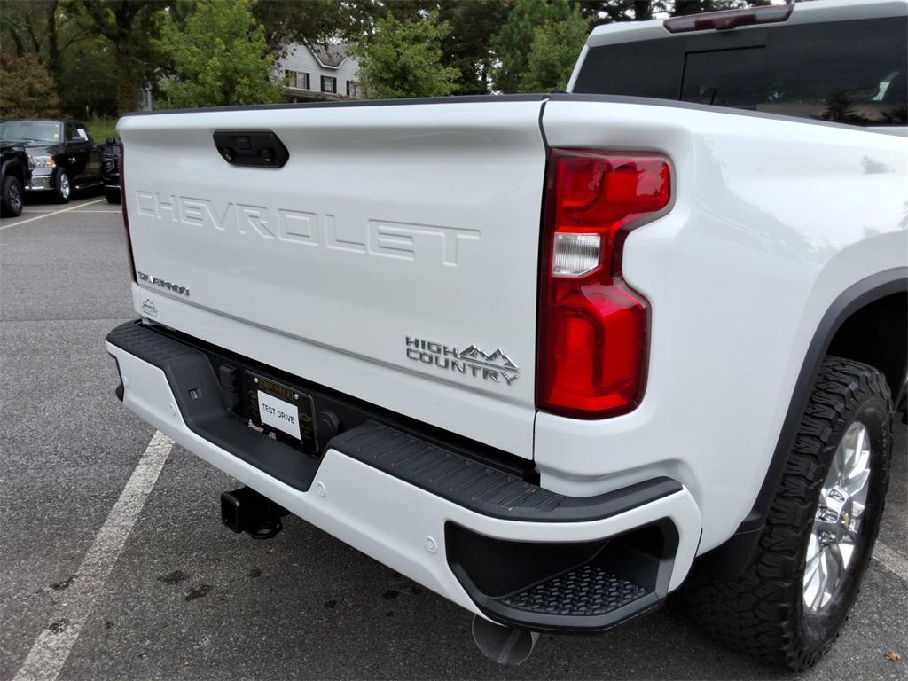 used 2021 Chevrolet Silverado 2500 car, priced at $52,859