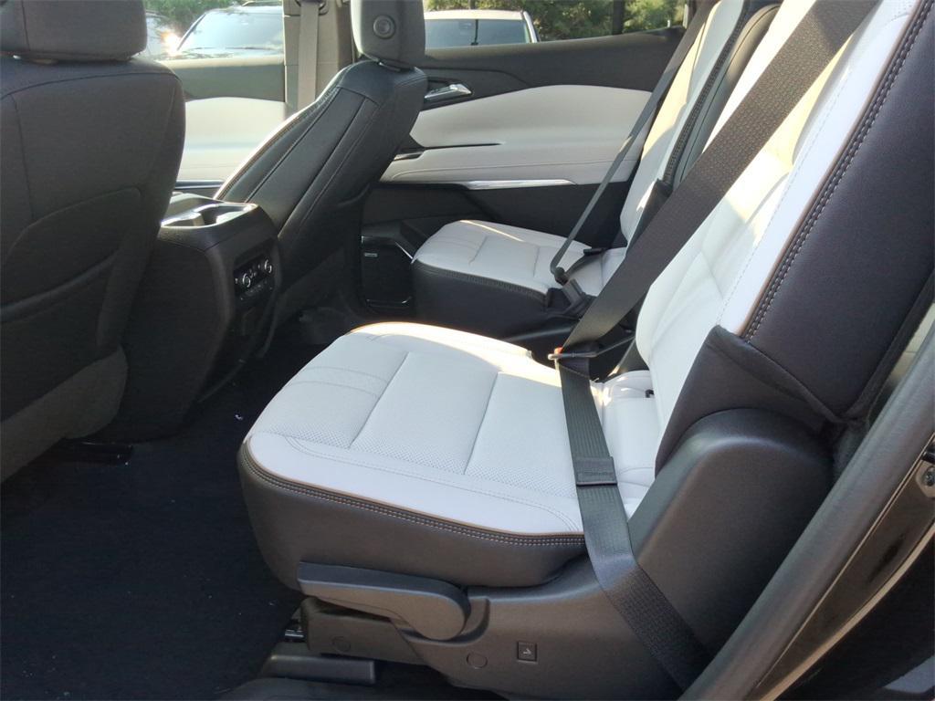 new 2026 Chevrolet Traverse car, priced at $58,495