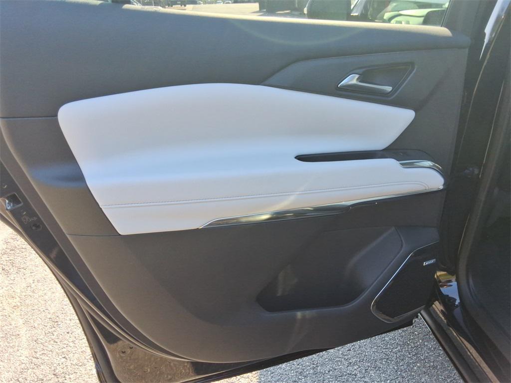 new 2026 Chevrolet Traverse car, priced at $58,495