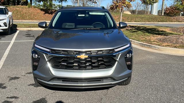 new 2025 Chevrolet Trax car, priced at $22,985