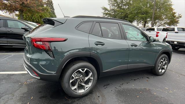 new 2025 Chevrolet Trax car, priced at $22,985