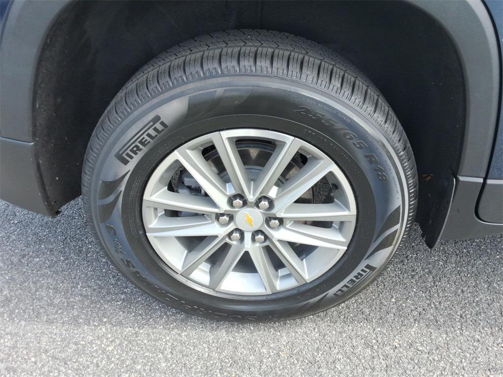 used 2023 Chevrolet Traverse car, priced at $29,997
