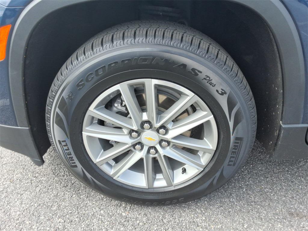 used 2023 Chevrolet Traverse car, priced at $29,997