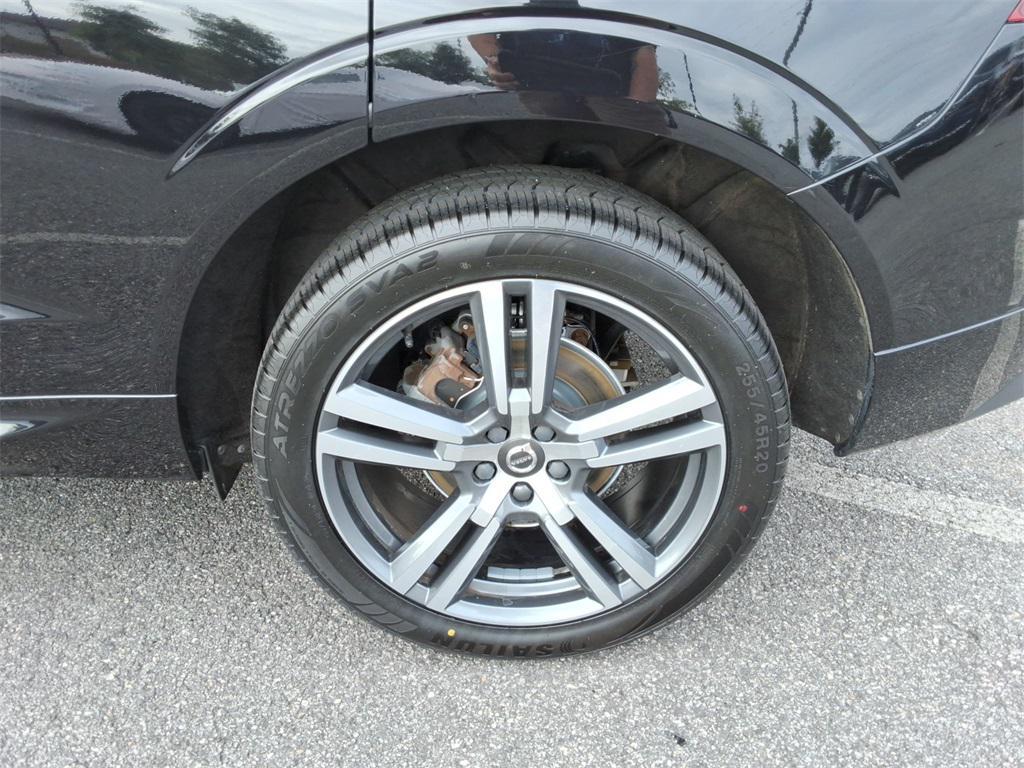 used 2020 Volvo XC60 car, priced at $19,995
