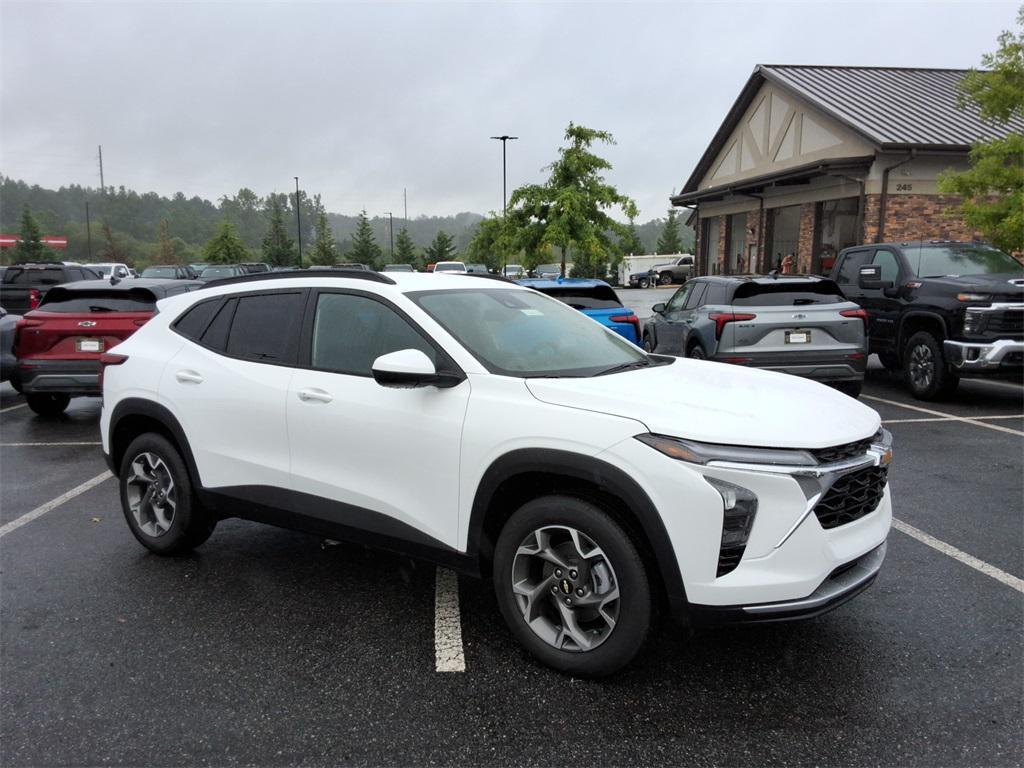 new 2025 Chevrolet Trax car, priced at $24,985