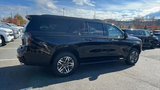 new 2025 Chevrolet Suburban car, priced at $77,625