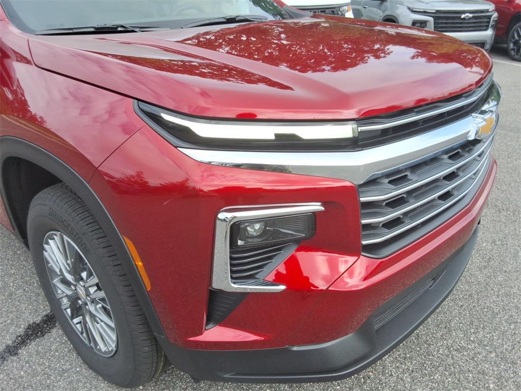 new 2026 Chevrolet Traverse car, priced at $43,021
