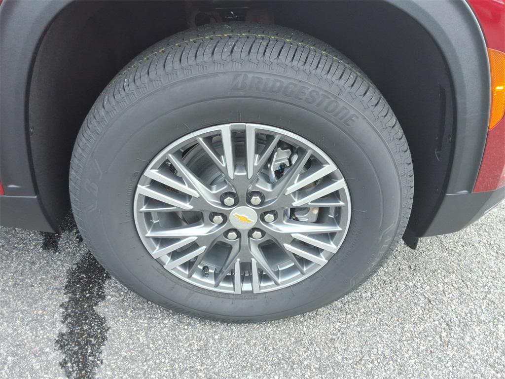 new 2026 Chevrolet Traverse car, priced at $43,021