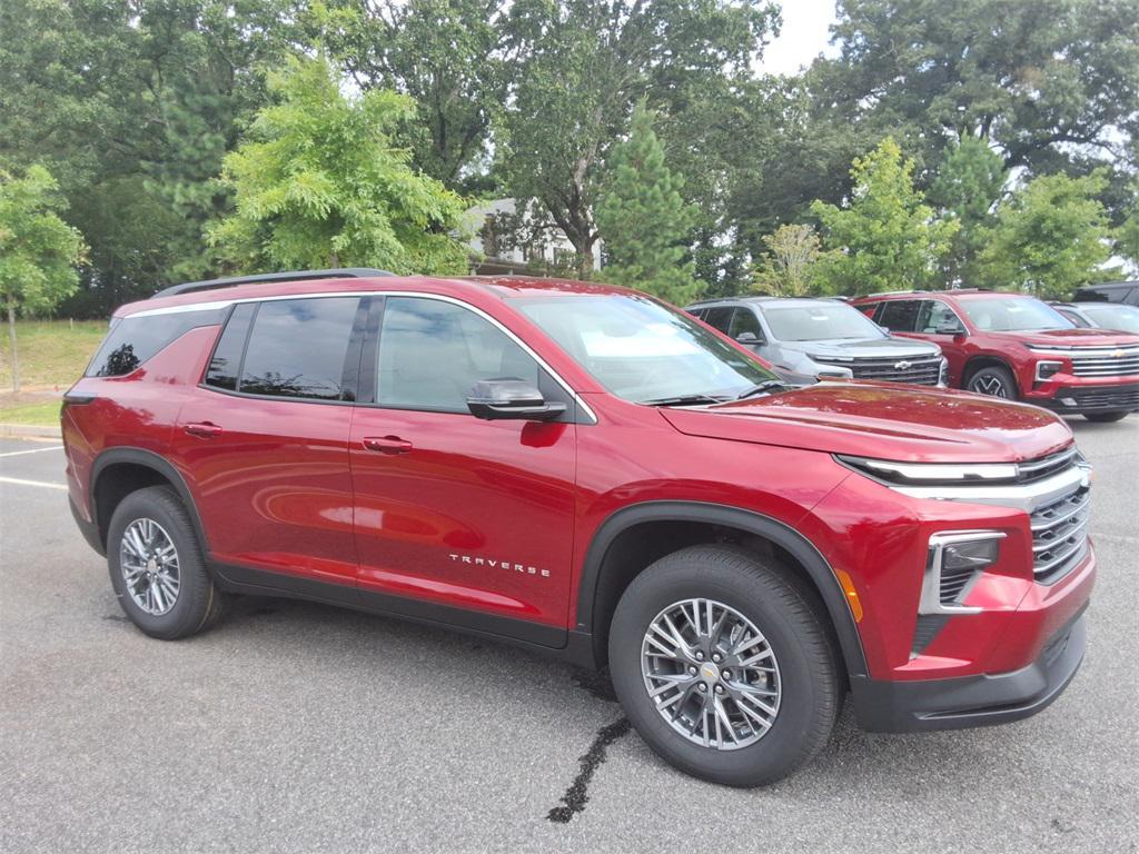 new 2026 Chevrolet Traverse car, priced at $43,021