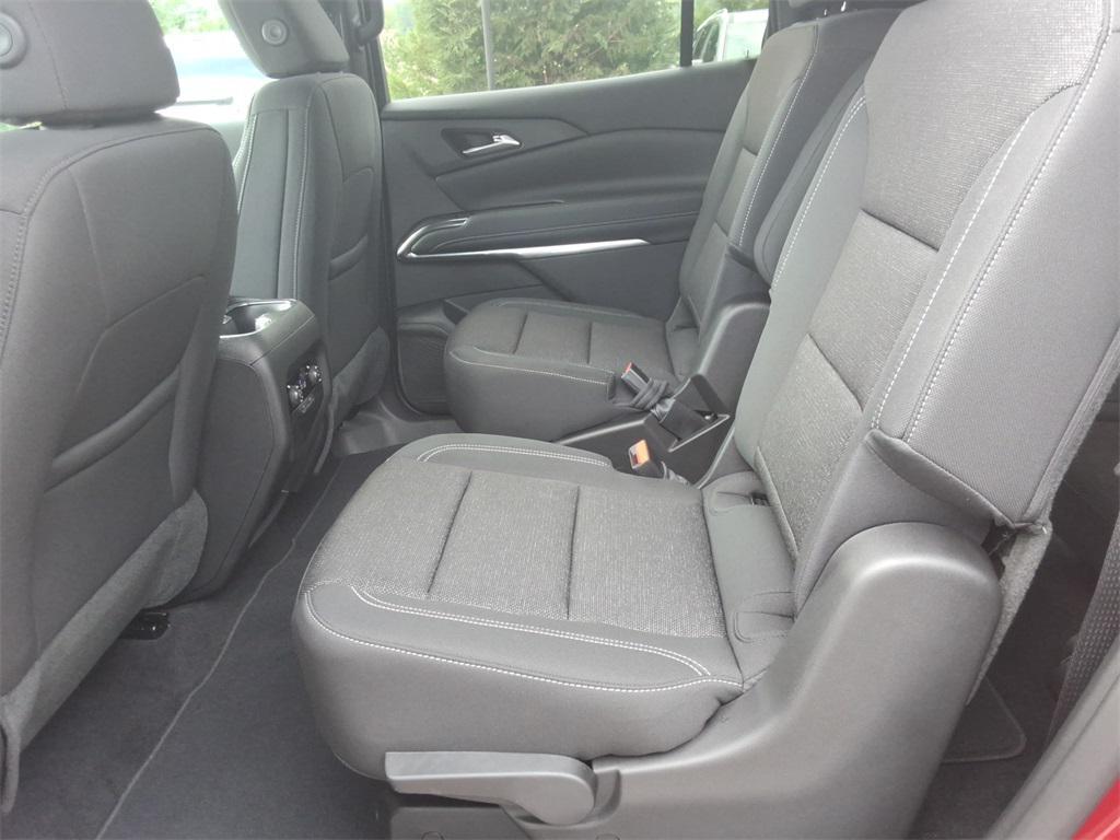 new 2026 Chevrolet Traverse car, priced at $43,021