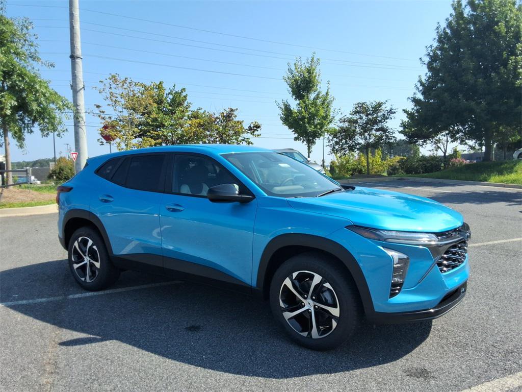 new 2025 Chevrolet Trax car, priced at $24,185