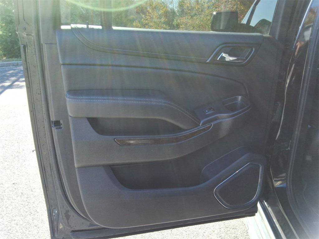 used 2016 Chevrolet Suburban car, priced at $17,182