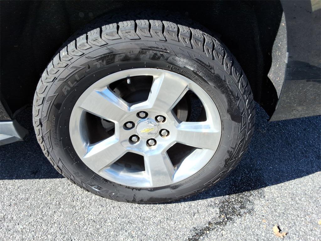 used 2016 Chevrolet Suburban car, priced at $17,182