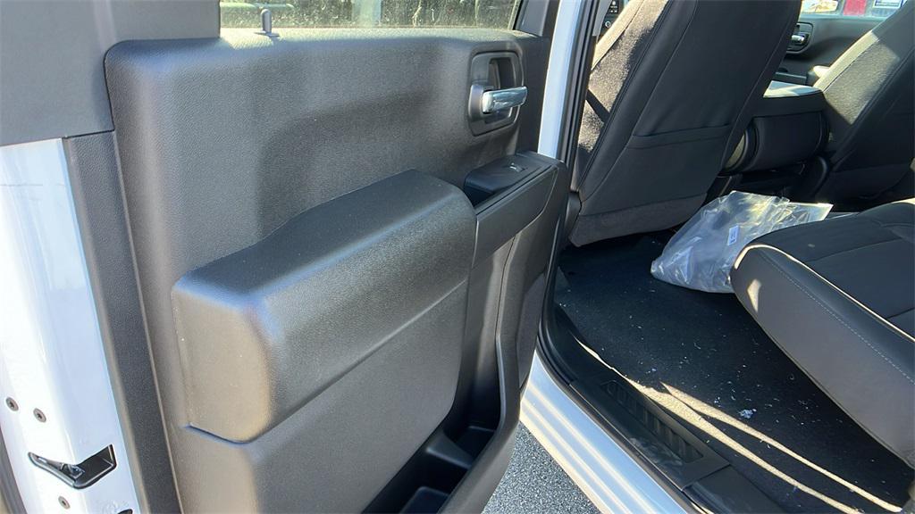 new 2025 Chevrolet Silverado 2500 car, priced at $59,461
