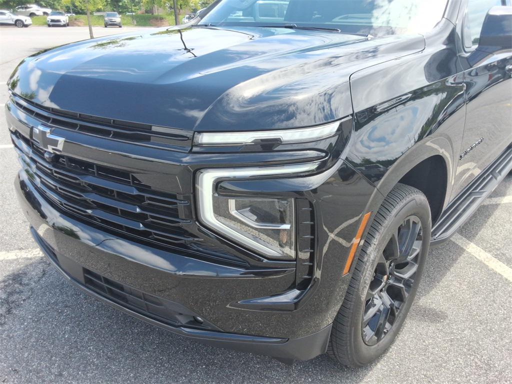 new 2025 Chevrolet Suburban car, priced at $87,801