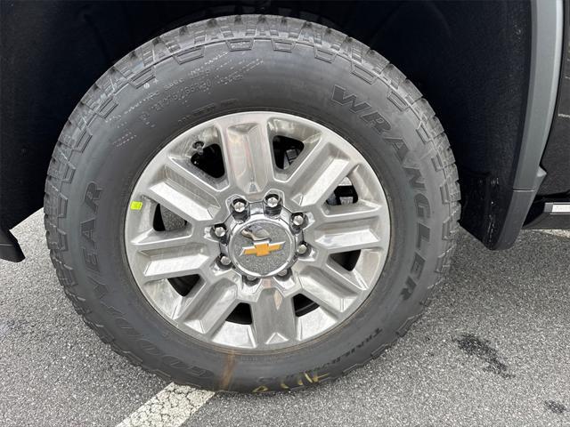 new 2025 Chevrolet Silverado 2500 car, priced at $83,231