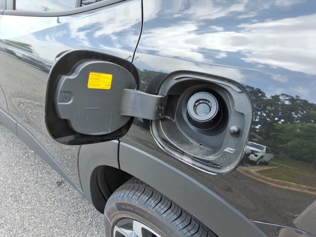 new 2025 Chevrolet Trax car, priced at $24,854