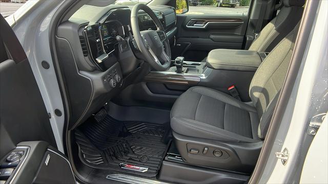 new 2025 Chevrolet Silverado 1500 car, priced at $61,902