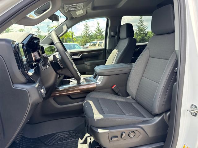 new 2025 Chevrolet Silverado 1500 car, priced at $54,214