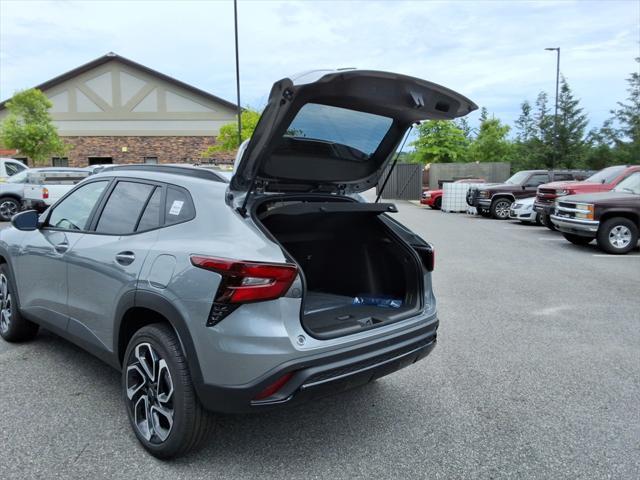 new 2025 Chevrolet Trax car, priced at $24,854
