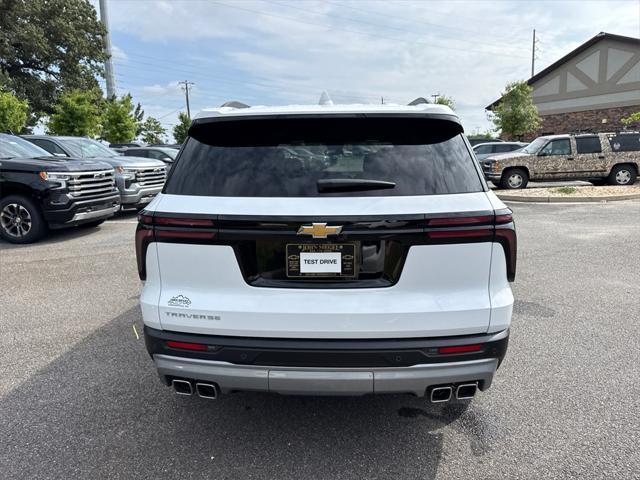 new 2025 Chevrolet Traverse car, priced at $40,933