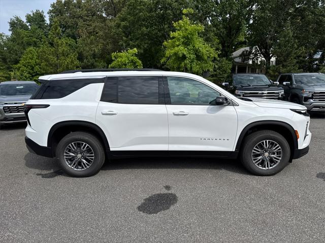 new 2025 Chevrolet Traverse car, priced at $40,933