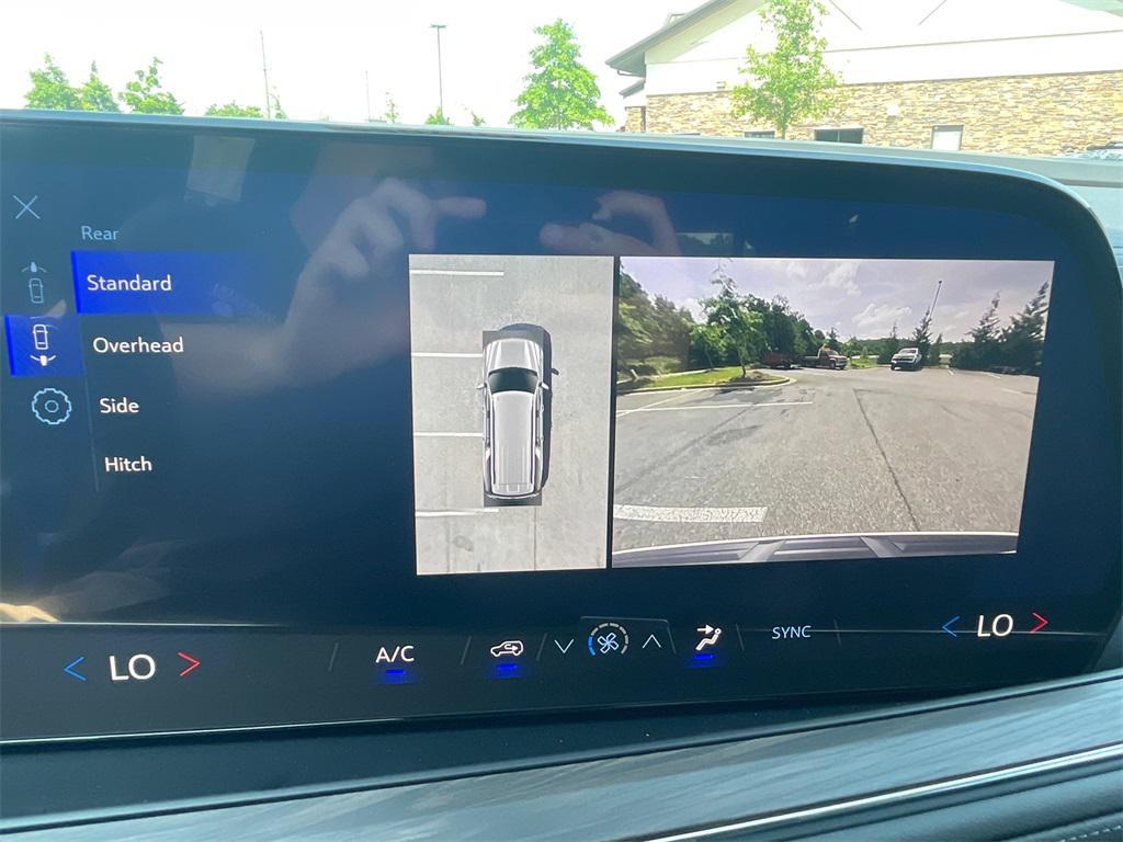 new 2025 Chevrolet Suburban car, priced at $60,877