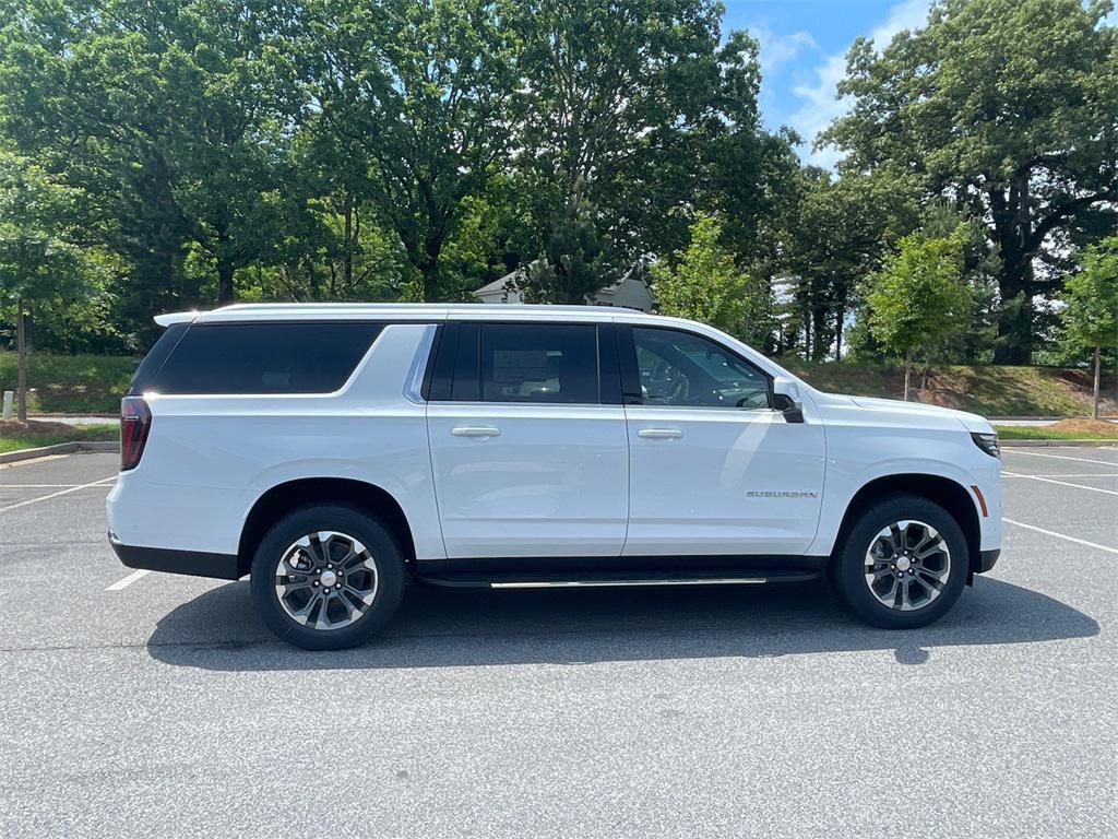 new 2025 Chevrolet Suburban car, priced at $60,877
