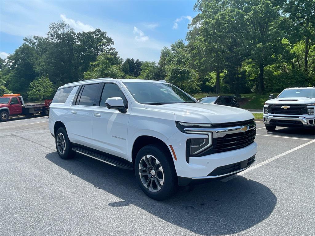 new 2025 Chevrolet Suburban car, priced at $60,877