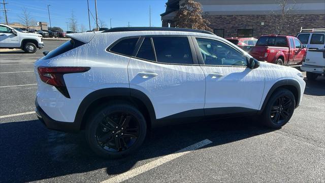 new 2025 Chevrolet Trax car, priced at $26,237