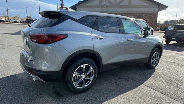 new 2025 Chevrolet Blazer car, priced at $31,185