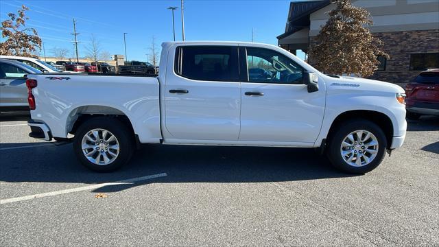 new 2025 Chevrolet Silverado 1500 car, priced at $43,198