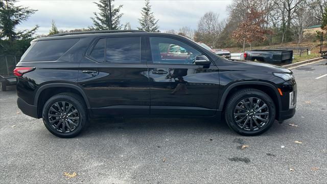 used 2023 Chevrolet Traverse car, priced at $37,988