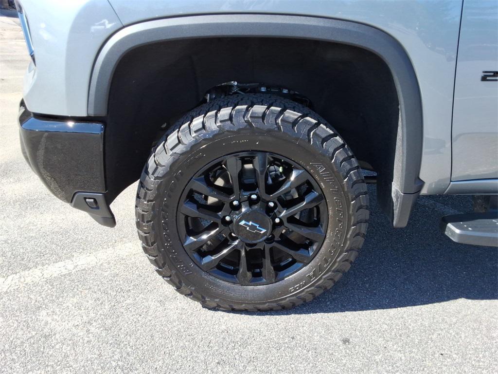 used 2025 Chevrolet Silverado 2500 car, priced at $70,114