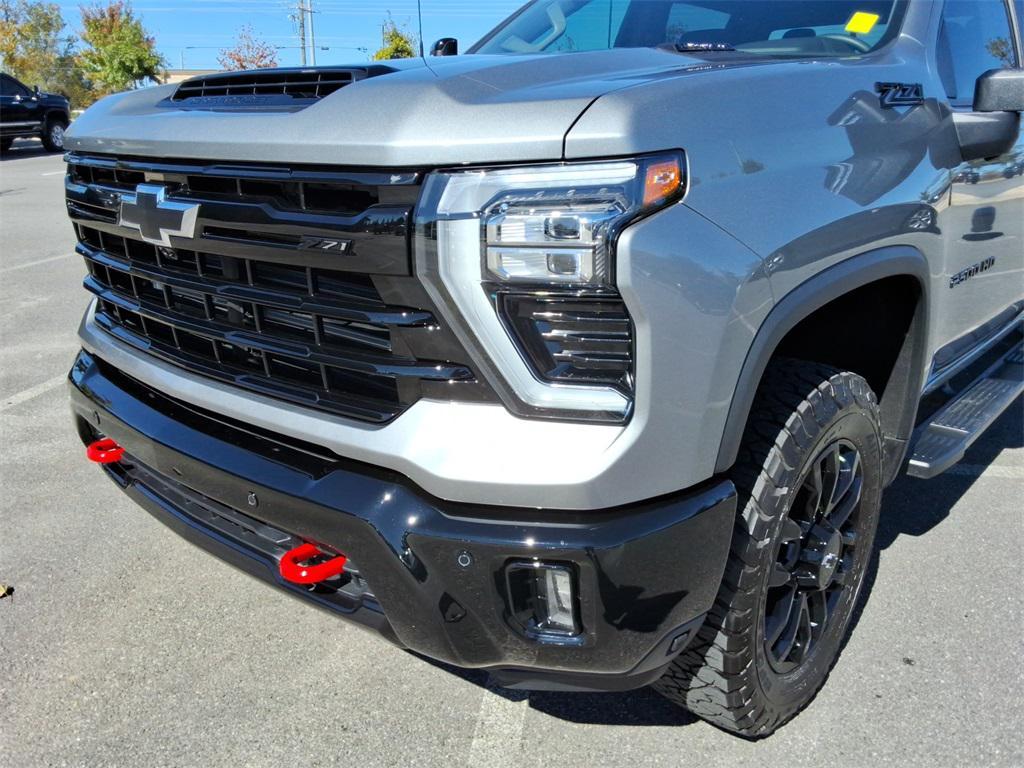 used 2025 Chevrolet Silverado 2500 car, priced at $70,114