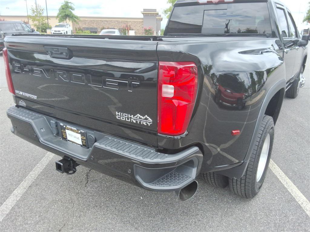 used 2023 Chevrolet Silverado 3500 car, priced at $68,123