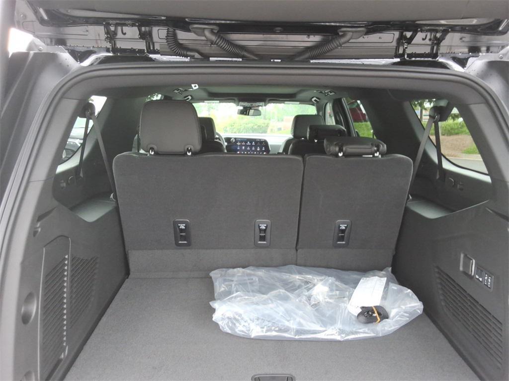 new 2025 Chevrolet Suburban car, priced at $79,930