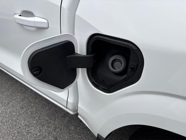 new 2025 Chevrolet Colorado car, priced at $37,625
