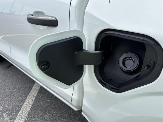 new 2025 Chevrolet Colorado car, priced at $33,619