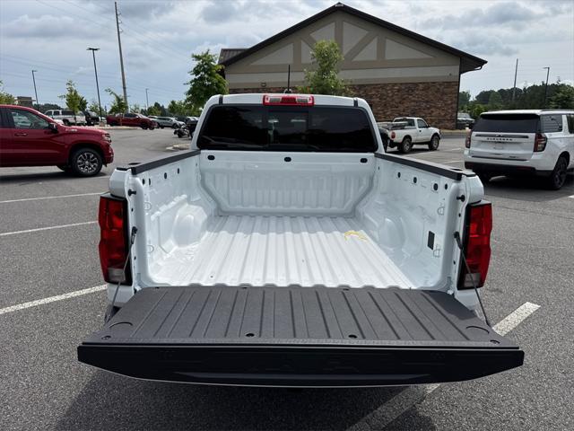 new 2025 Chevrolet Colorado car, priced at $33,619