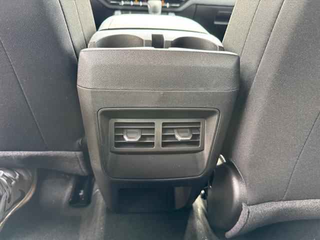 new 2025 Chevrolet Colorado car, priced at $33,619