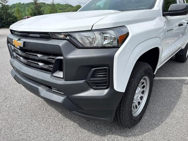 new 2025 Chevrolet Colorado car, priced at $33,619