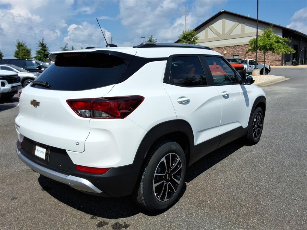new 2025 Chevrolet TrailBlazer car, priced at $26,218