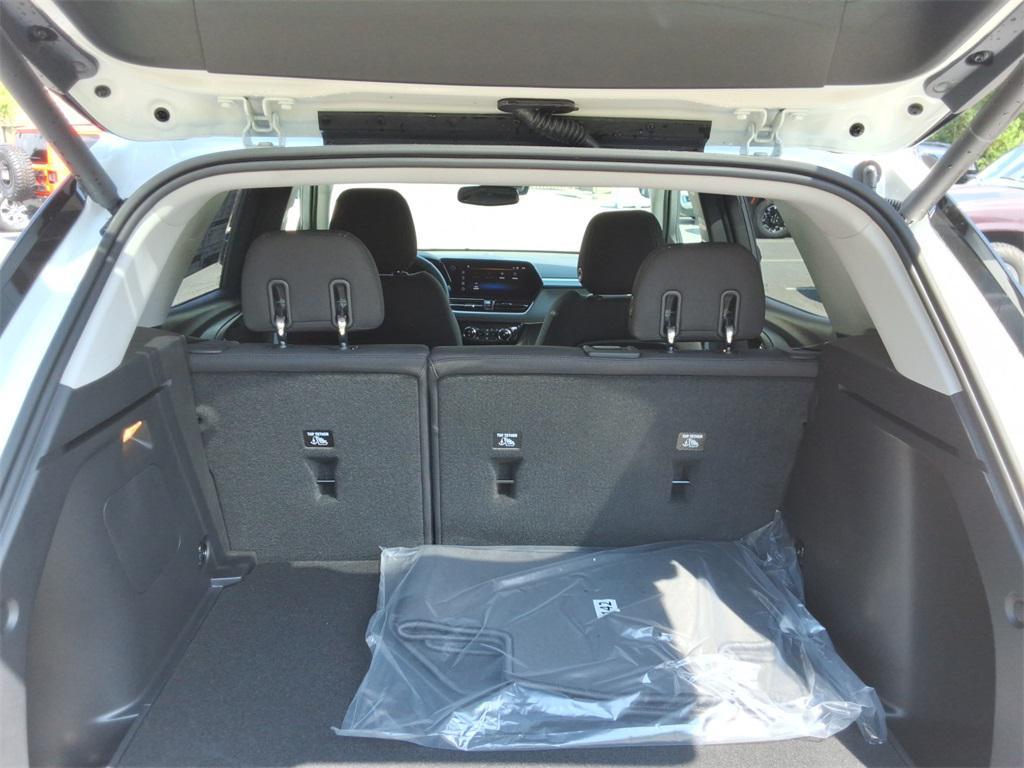 new 2025 Chevrolet TrailBlazer car, priced at $26,218