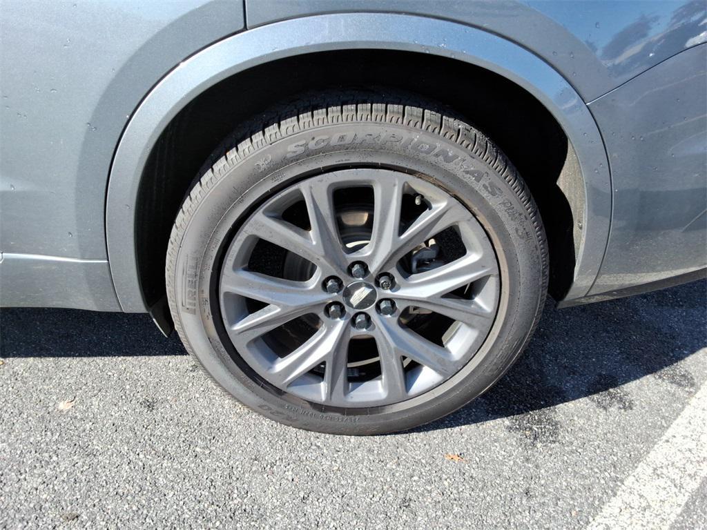 used 2020 Cadillac XT6 car, priced at $22,345