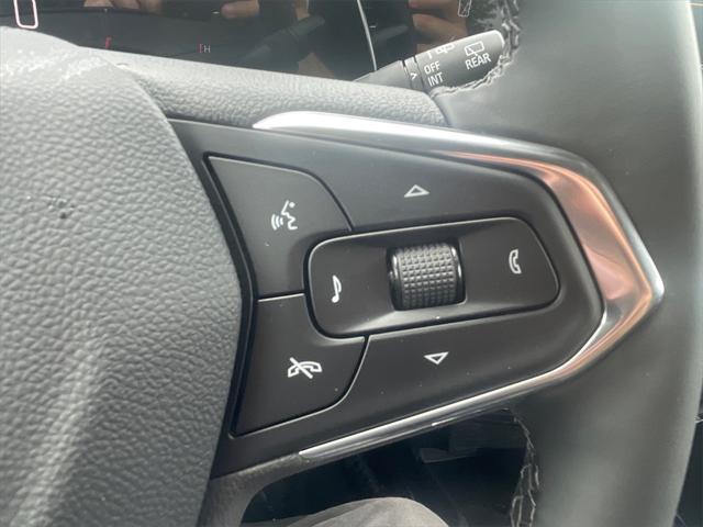 new 2025 Chevrolet Trax car, priced at $25,769