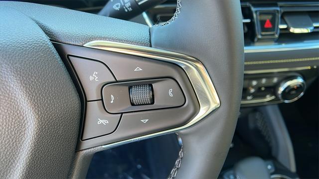 new 2025 Chevrolet TrailBlazer car, priced at $27,666